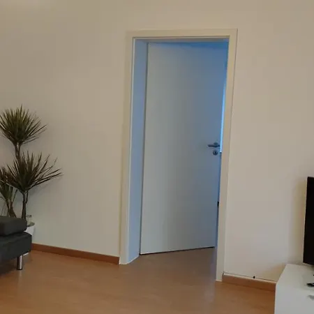 דירה Schoene Und Optimal Gelegene Og